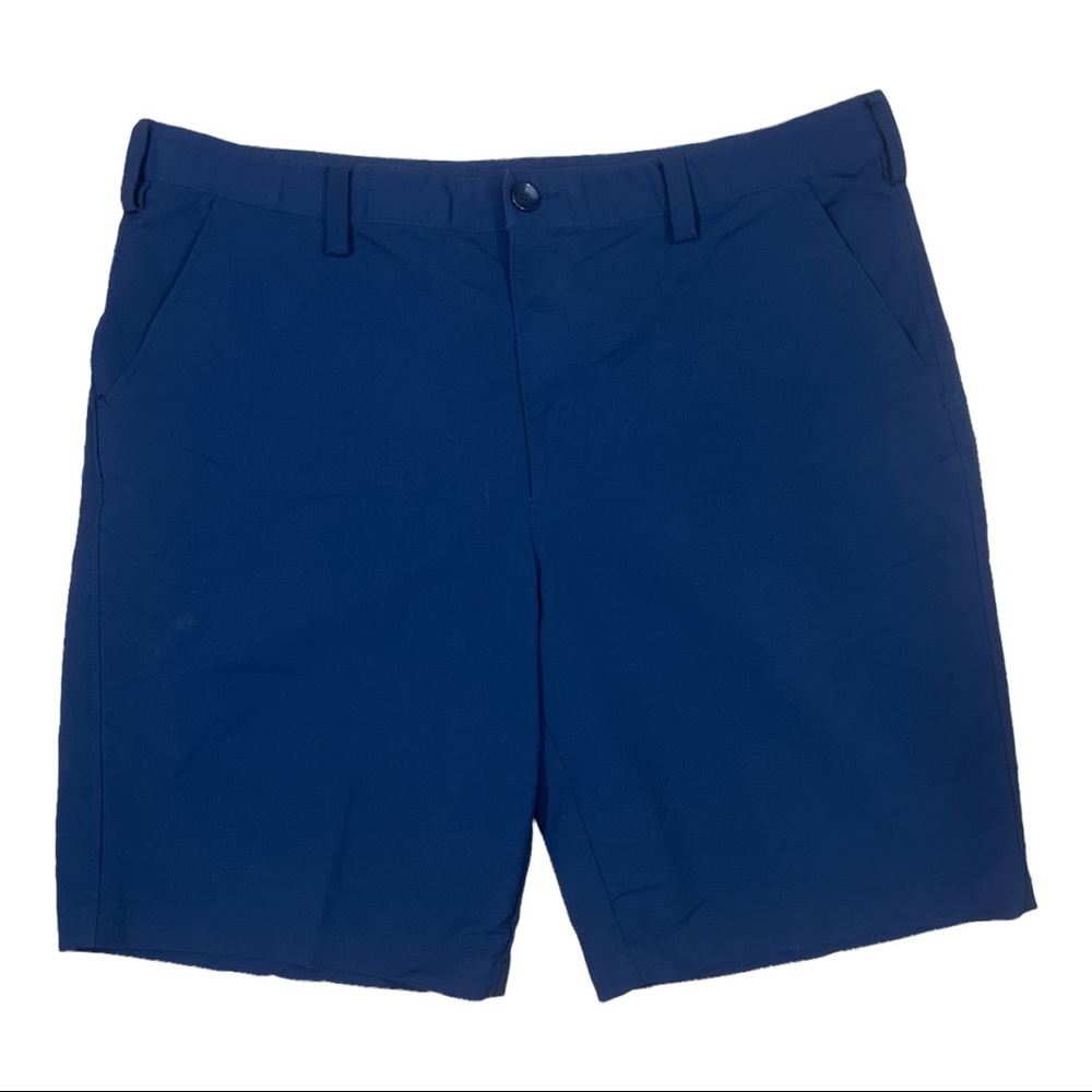 UNDER ARMOUR GOLF shorts 42